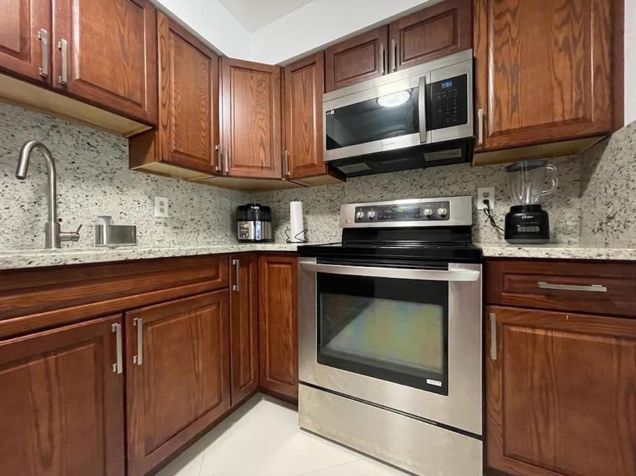 Villa Stylish 3/2 Getaway! Near Theme Parks! Lakeland Exterior foto